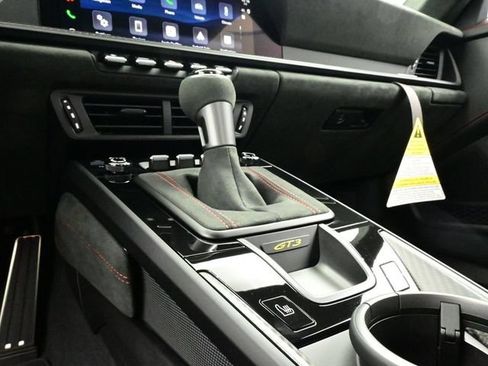 Certified 2026 Porsche 911 GT3 RWD image 11
