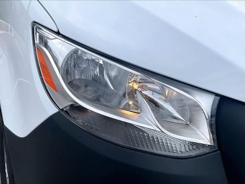 New 2026 Mercedes-Benz Sprinter 2500 image 13