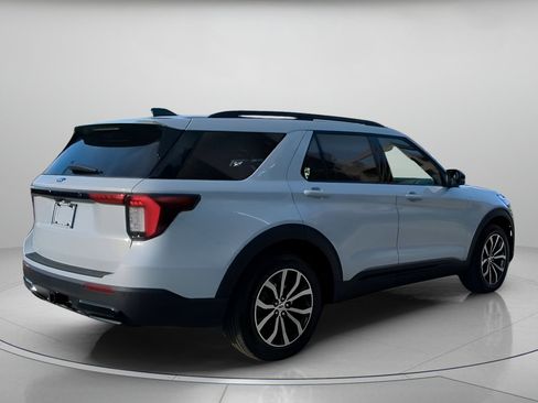 New 2026 Ford Explorer ST-Line RWD image 31