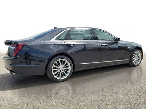 Used 2019 Cadillac CT6 Luxury w/ Driver Awareness Package AWD/4WD image 4