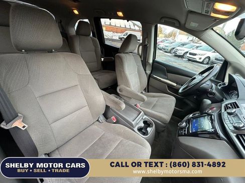 Used 2016 Honda Odyssey SE image 12