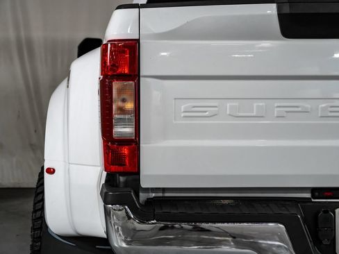 Used 2021 Ford F350 XLT w/ FX4 Off-Road Package AWD/4WD image 40
