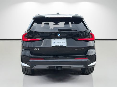 New 2026 BMW X1 xDrive28i w/ Convenience Package AWD/4WD image 4