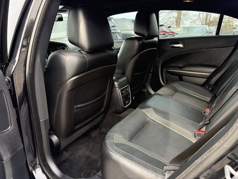Used 2015 Dodge Charger SXT w/ AWD Plus Group image 10