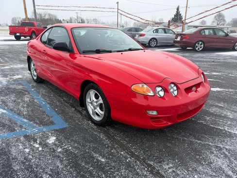 Used 2001 Hyundai Tiburon image 11