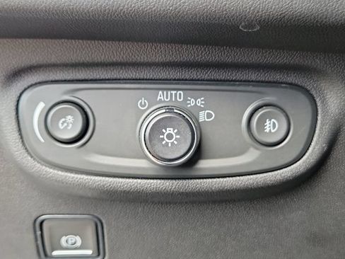 Certified 2024 GMC Terrain SLT FWD image 26