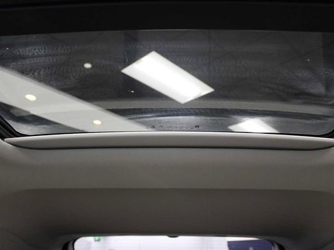 Used 2020 Buick Encore GX Essence w/ Experience Buick Package image 42