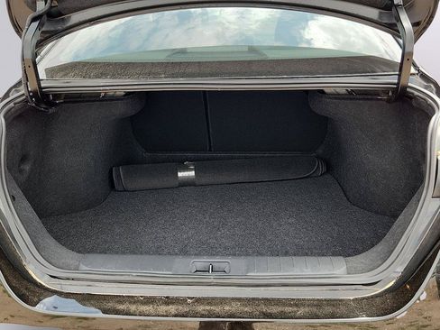 Used 2025 Nissan Sentra S FWD image 9