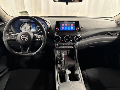 Used 2025 Nissan Sentra S FWD image 4