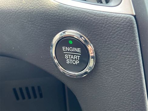 New 2024 Ford Edge SE image 28