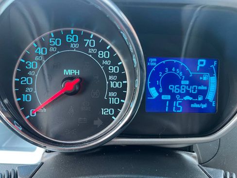 Used 2014 Chevrolet Spark LT FWD image 32