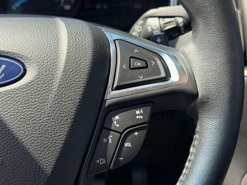 Used 2019 Ford Edge SEL w/ Equipment Group 201A AWD/4WD image 29