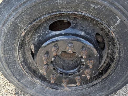 Used 2005 Ford F450 2WD Regular Cab Super Duty image 28