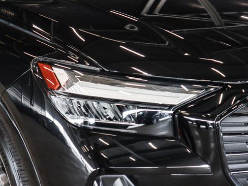 Certified 2024 Audi Q4 e-tron Premium Plus image 26