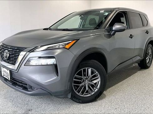 Used 2021 Nissan Rogue S AWD/4WD image 3