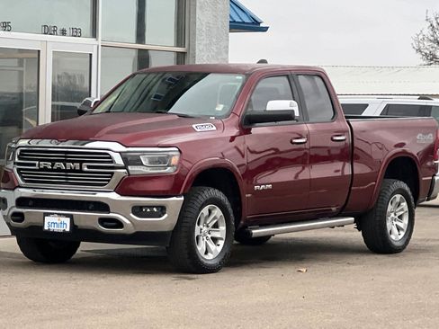 Used 2019 RAM 1500 Laramie AWD/4WD image 9