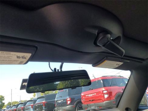 Used 2006 Pontiac Solstice Convertible w/ Premium Package image 17