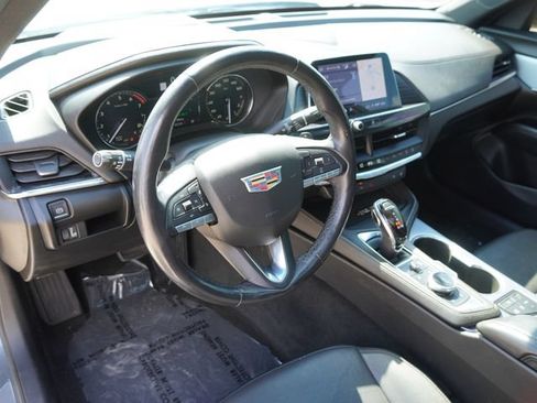 Used 2020 Cadillac CT4 Premium Luxury RWD image 18