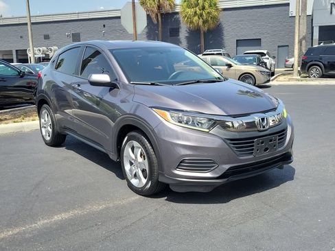 Used 2019 Honda HR-V LX image 3