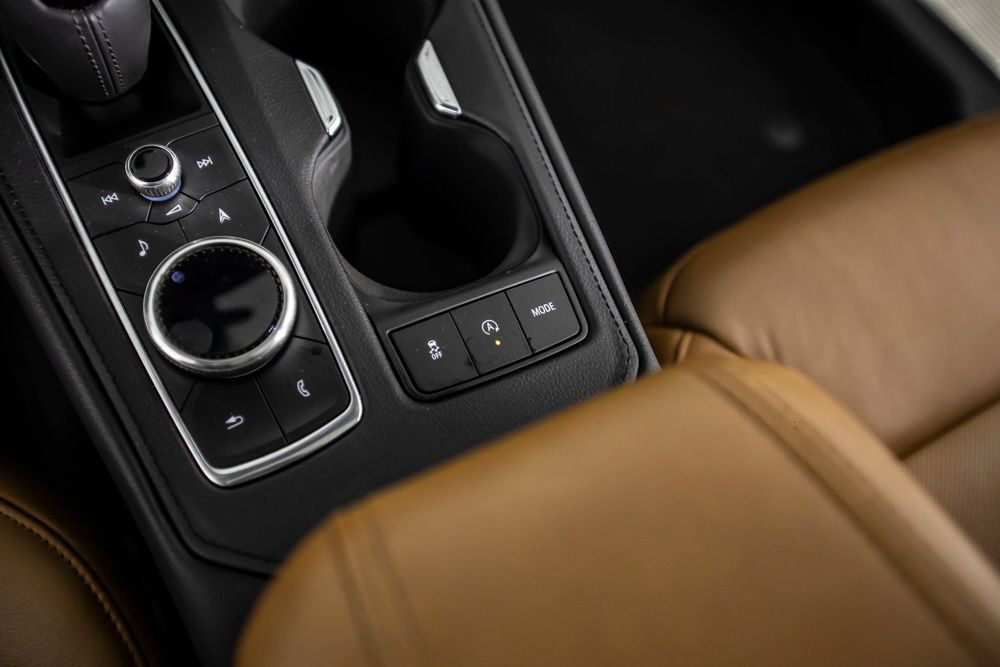 Used 2019 Cadillac XT4 Premium Luxury FWD image 33