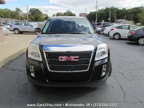 Used 2015 GMC Terrain SLE image 2