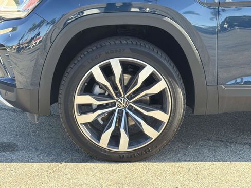 Used 2022 Volkswagen Atlas SE w/ Panoramic Sunroof Package image 34