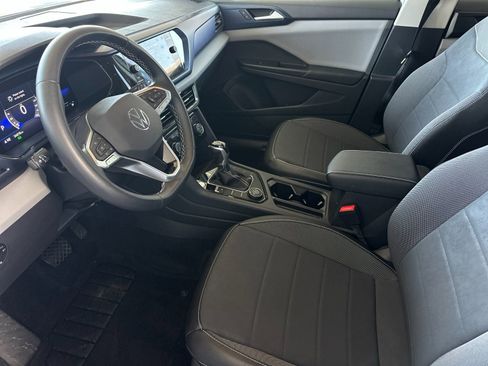 Used 2023 Volkswagen Taos SE image 9