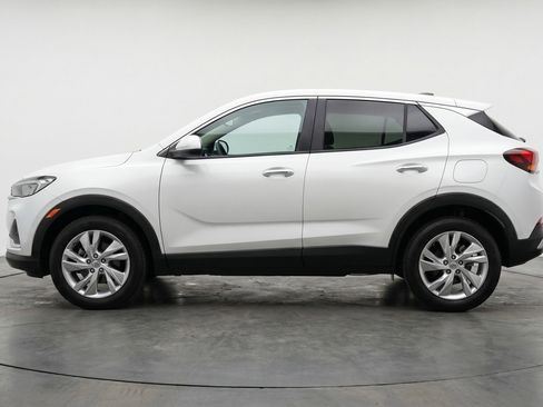 Used 2025 Buick Encore GX Preferred AWD/4WD image 5