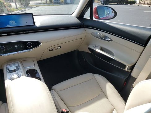 Certified 2024 Genesis GV70 2.5T image 24