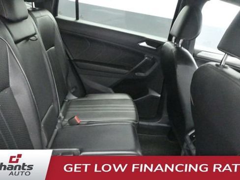 Used 2024 Volkswagen Tiguan SE R-Line AWD/4WD image 11