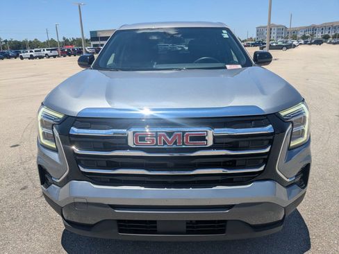 Used 2025 GMC Terrain Elevation AWD/4WD image 3