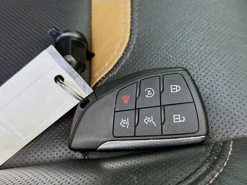 Used 2021 GMC Yukon AT4 image 22