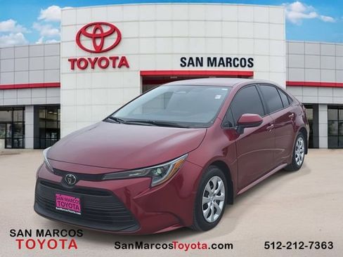 Certified 2024 Toyota Corolla LE image 1