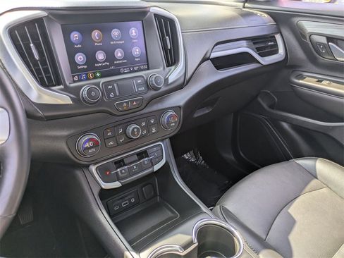 Used 2023 GMC Terrain SLT image 20