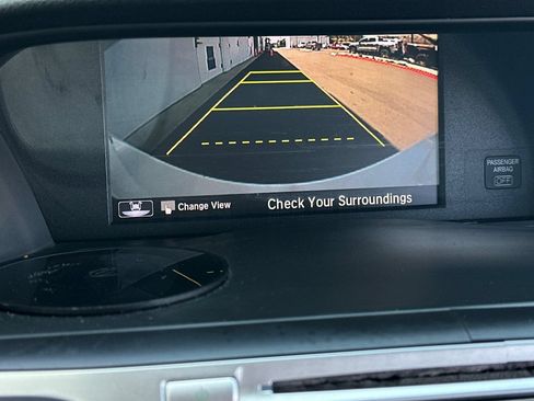 Used 2016 Honda Accord Touring image 25
