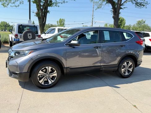Used 2019 Honda CR-V LX image 7