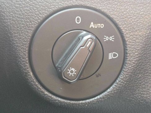 Used 2019 Volkswagen Jetta S w/ Driver Assistance Package FWD image 34