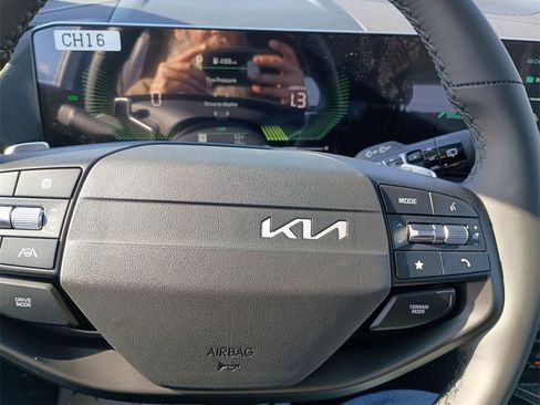 New 2026 Kia Sportage EX w/ EX Panoramic Sunroof Package image 21