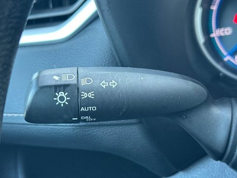 Used 2024 Toyota RAV4 XLE image 39