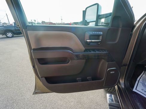Used 2015 GMC Sierra 2500 Denali image 14