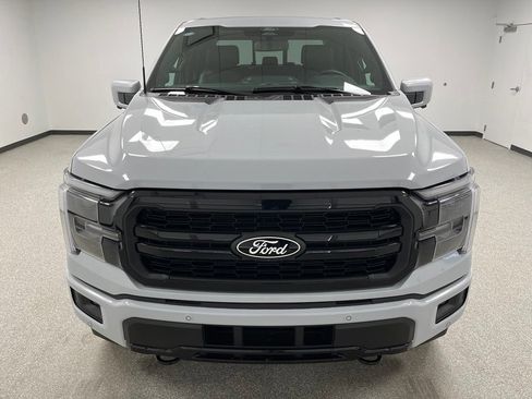 Used 2025 Ford F150 Lariat AWD/4WD image 3