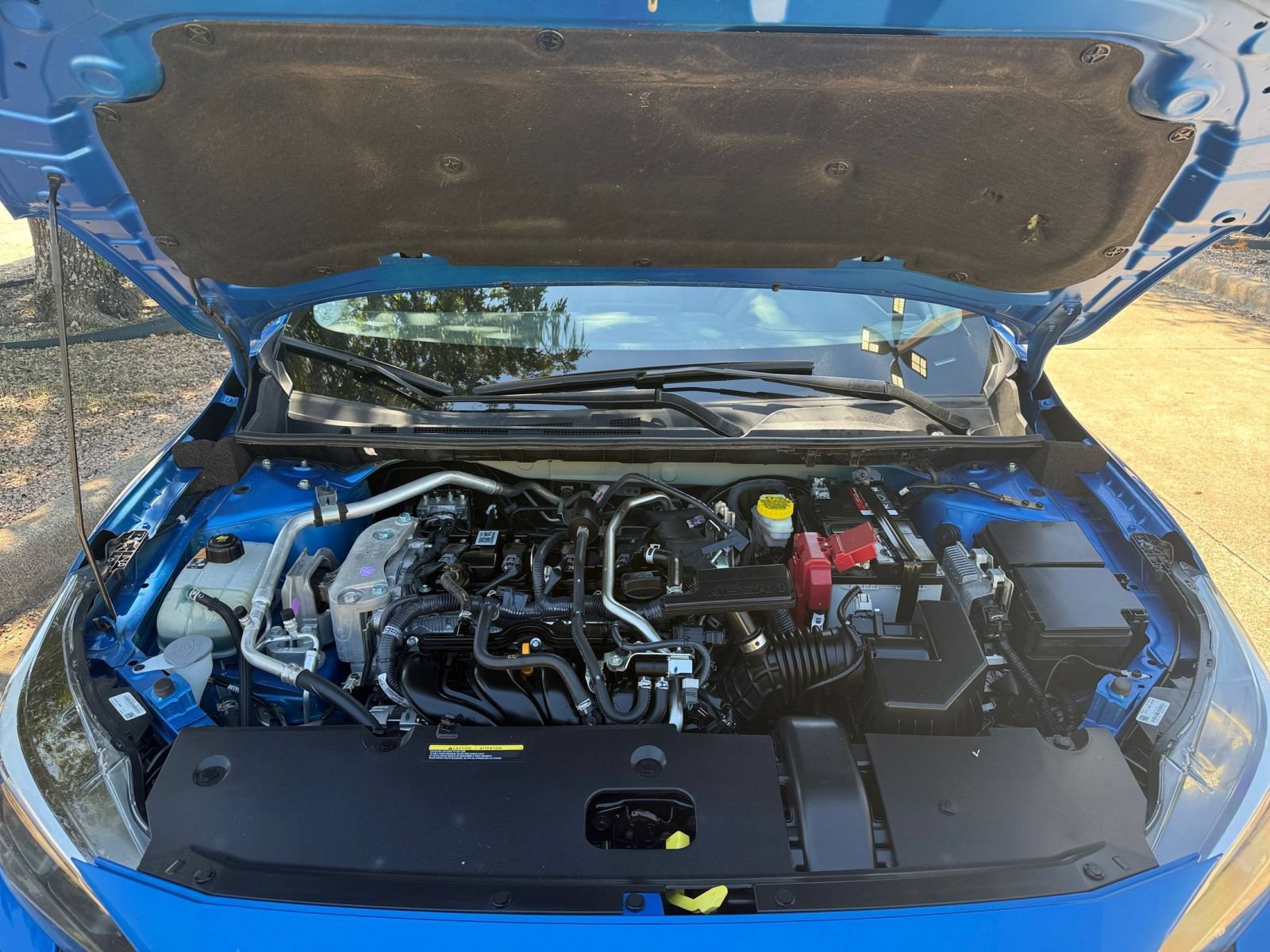 Used 2025 Nissan Sentra SV FWD image 31