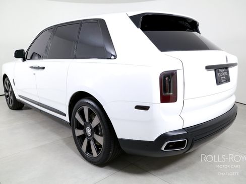 Certified 2023 Rolls-Royce Cullinan w/ Cullinan Package AWD/4WD image 8