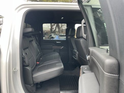 Used 2022 Chevrolet Silverado 2500 High Country w/ Technology Package image 29