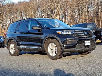 Certified 2022 Ford Explorer XLT w/ Class IV Trailer Tow Package