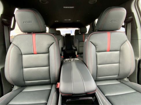 New 2026 Chevrolet Traverse RS image 32