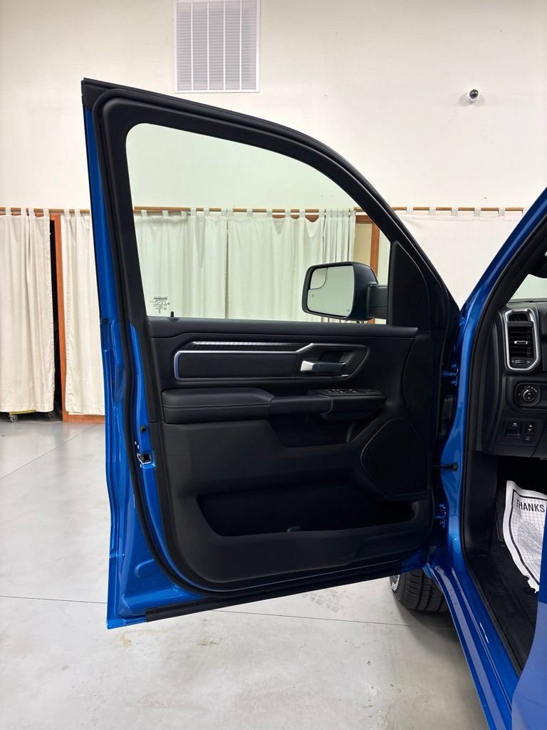 New 2026 RAM 1500 Big Horn w/ Night Edition AWD/4WD image 17