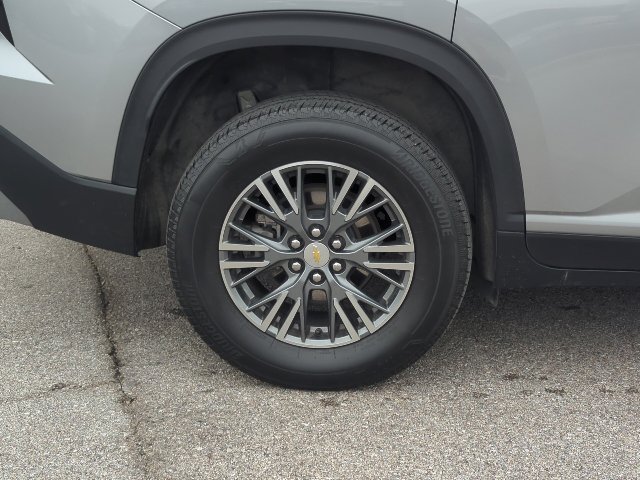 Used 2024 Chevrolet Traverse LT FWD image 34