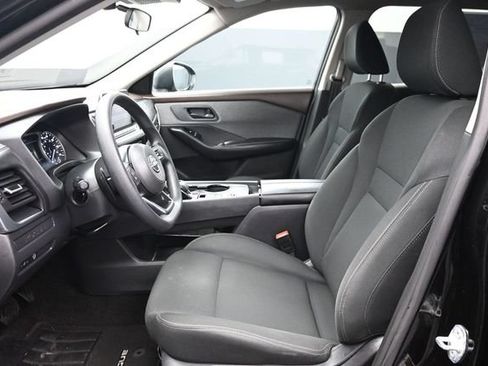 Used 2023 Nissan Rogue S FWD image 7