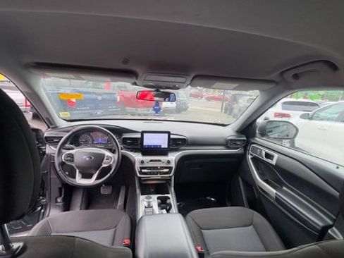 Certified 2022 Ford Explorer XLT AWD/4WD image 15